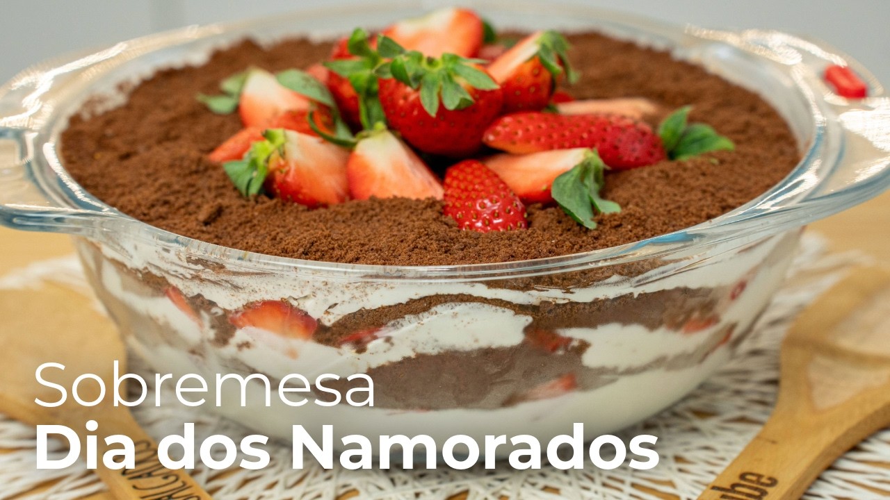 Sobremesa Delícia de Morangos com Bolacha Maria de Chocolate 🍓🥄