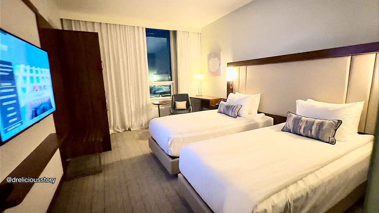 STAY AT Courtyard Reykjavik Keflavik Airport Duluxe Twin room REVIEW @ Aðalgata Keflavik Iceland 🇮🇸