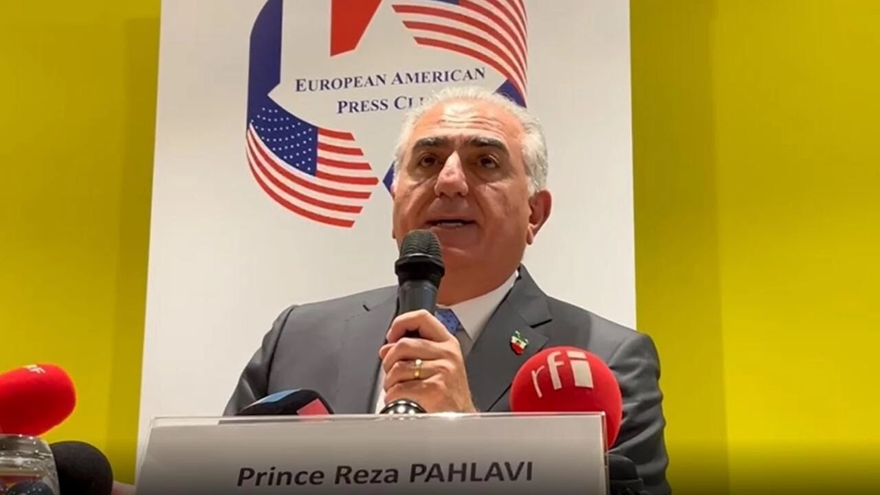 رضا پهلوی به ار.اف.ای فارسی: گزینه پادشاهی غیرموروثی در دست مطالعه است