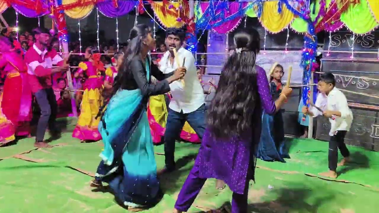 అశోక్ కోలాటం మైదుకూరు 9010051312 ధర్మల్ గజ్జల పూజ లో జారిందమ్మ అంటూ చూడండి ఫ్రెండ్స్ 