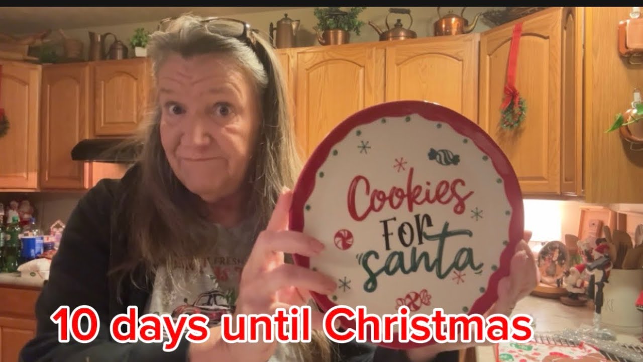 10 days UNTIL Christmas . Day 3 of 12 ! took a Trip to Hobby Lobby. 