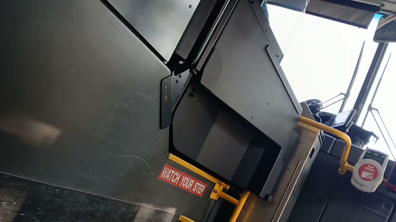 2011 orion vii new gen hybrid 5868 metro houston on route 82 