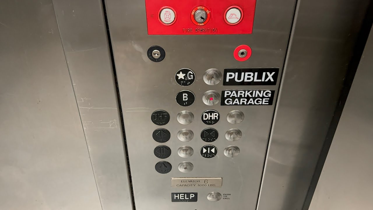 ThyssenKrupp VR Oildraulic Elevators | Publix (E. Central Blvd./Lake Ave.) | Downtown Orlando, FL