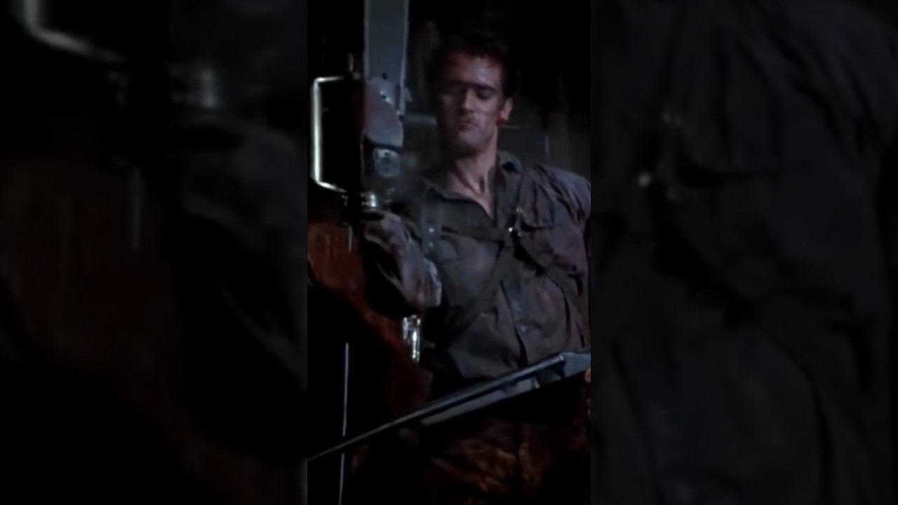 'Groovy!' Ash takes on the Evil Dead 😱