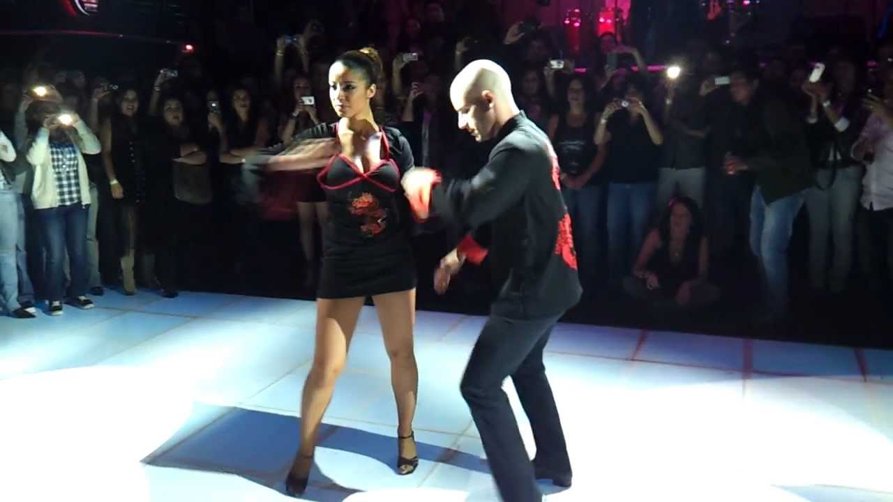 Ataca y la Alemana en Concepción Casino Marina del Sol - Juan Luis Guerra Bachata en Fukuoka