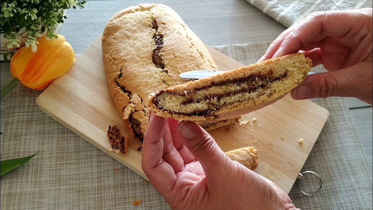 No Butter Nutella Biscuit Roll Recipe | Biscotto Arrotolato alla Nutella