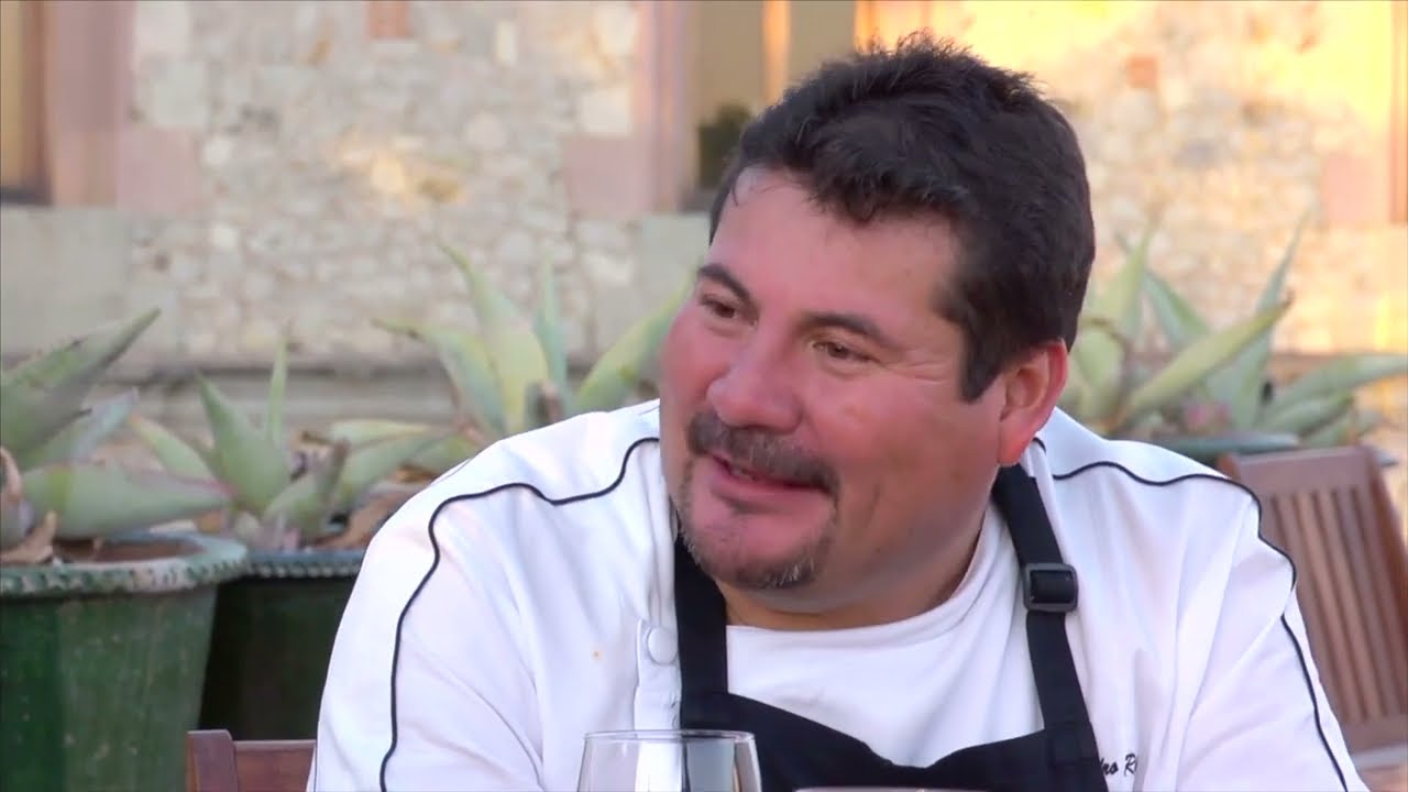Episode 913: Oaxaca's Top Chefs | Rick Bayless 