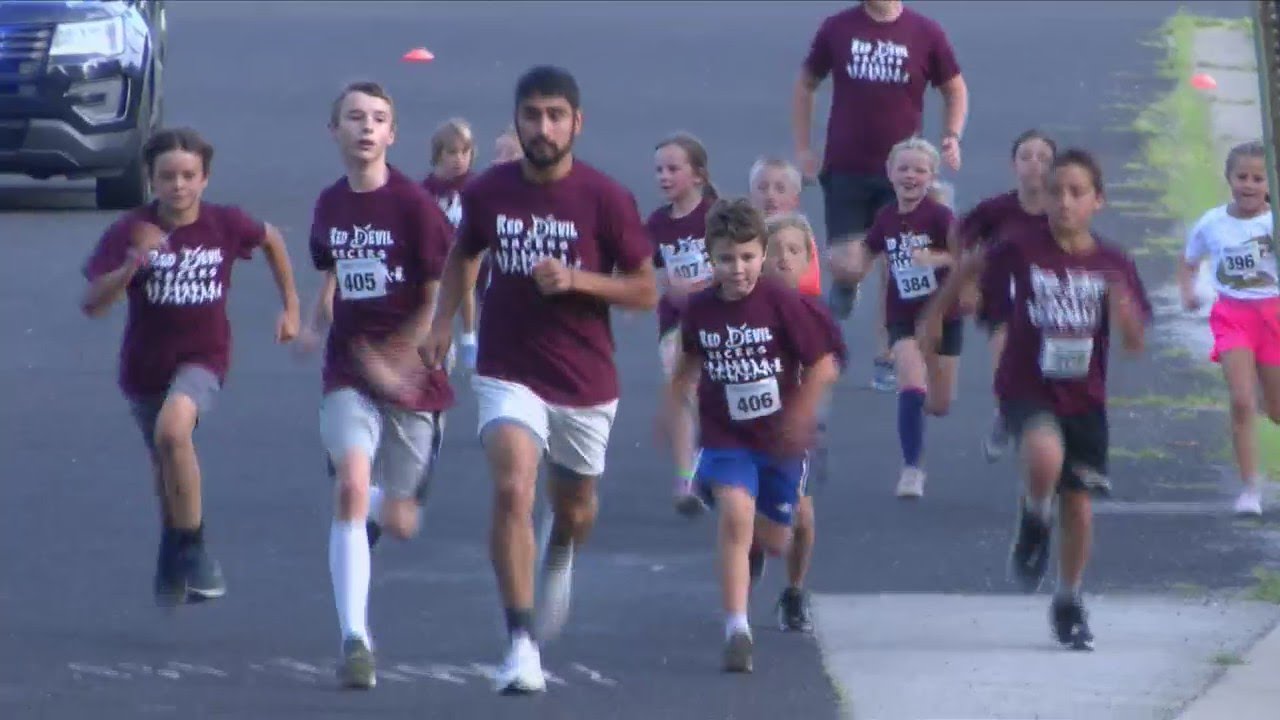 Eureka College reaching Young Runners
