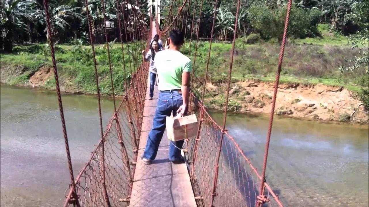 マンギャン族の集落に入るには、　【サントん暮らし】