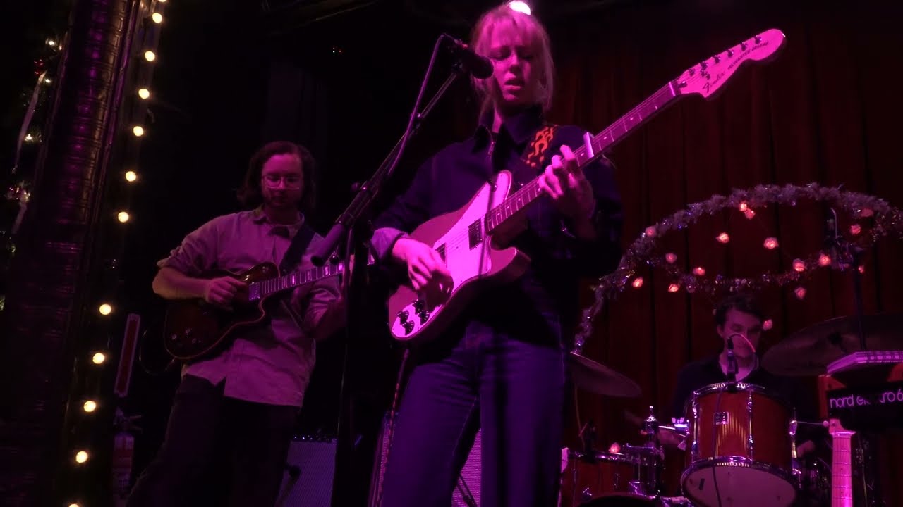 Fenne Lily - Map of Japan (Union Pool, NYC 12/6/23)