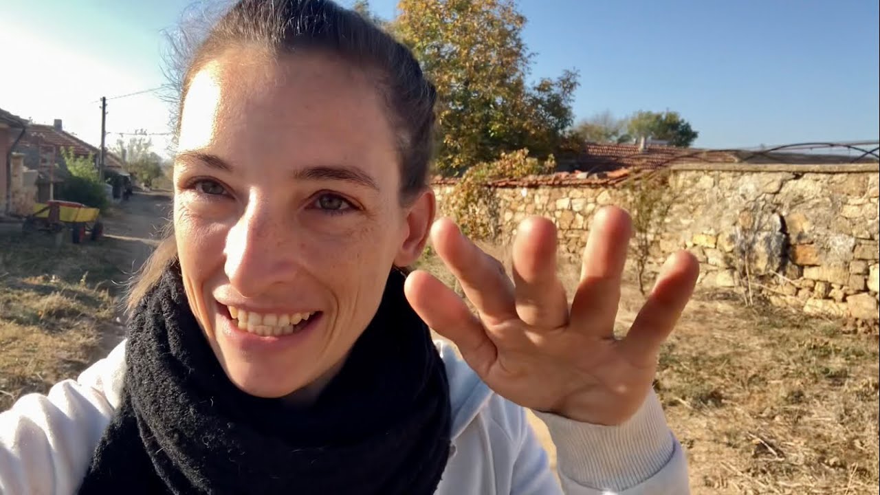 Bulgarian Village Morning Stroll and … MORE 🐮💩 | Life Vlog | Expat in Bulgaria