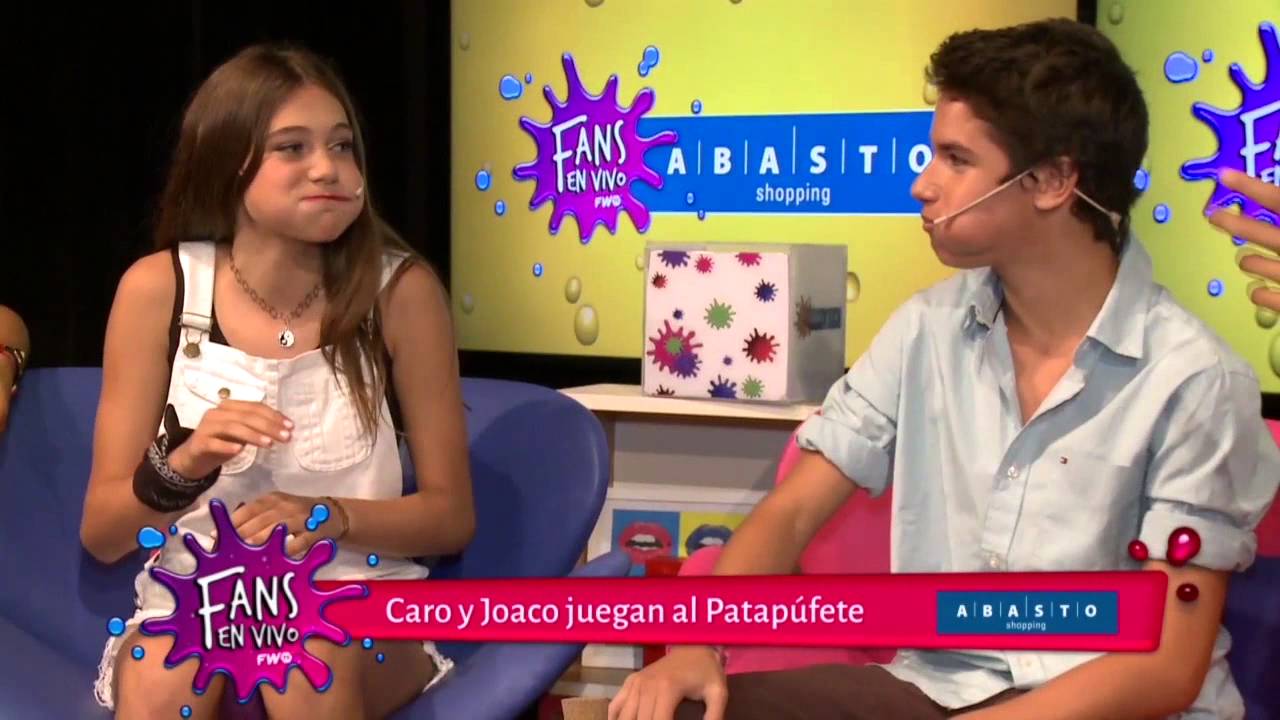 Lo mejor de fans en Vivo en Abasto Shopping con Caro y Joaco