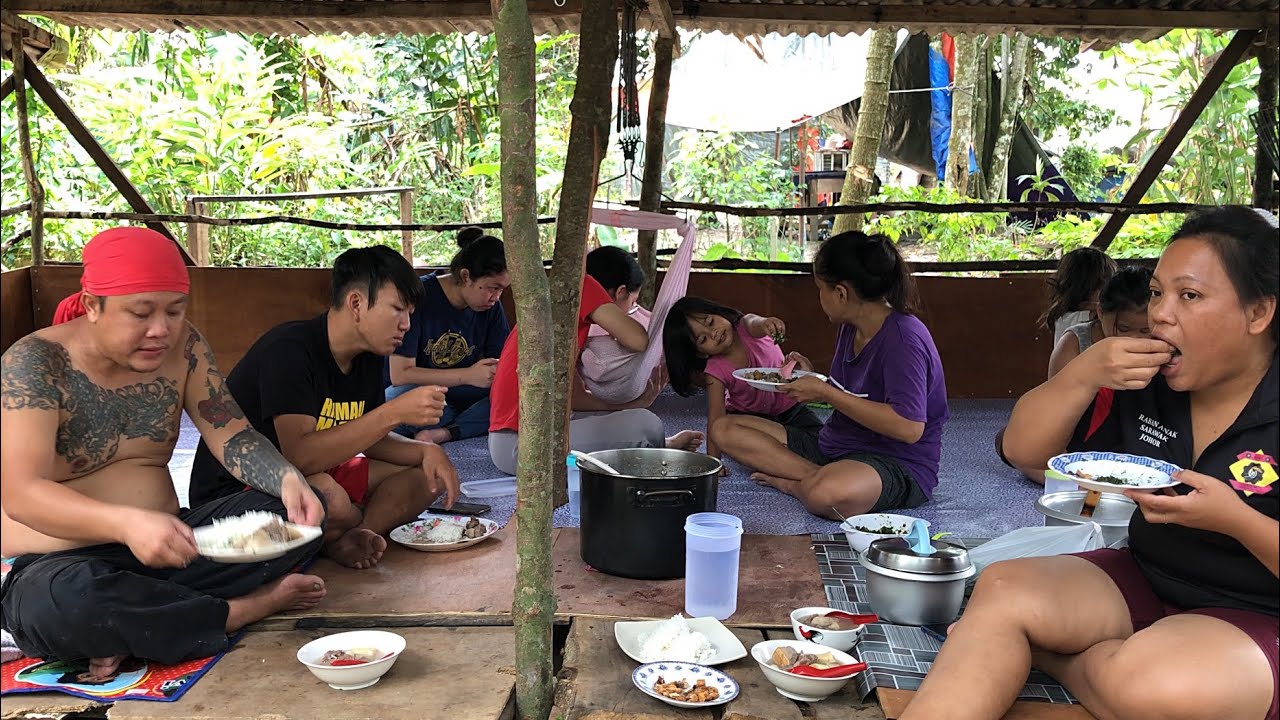 Masak Umbut Pantu Campur Babi Hutan,Makanan Yang Tiada Tandingan Bagi Masyarakat Iban/Dayak.