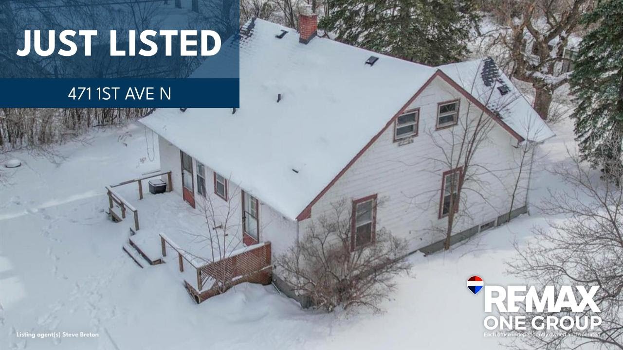 House For Sale at 471 1st Ave N in Stonewall
