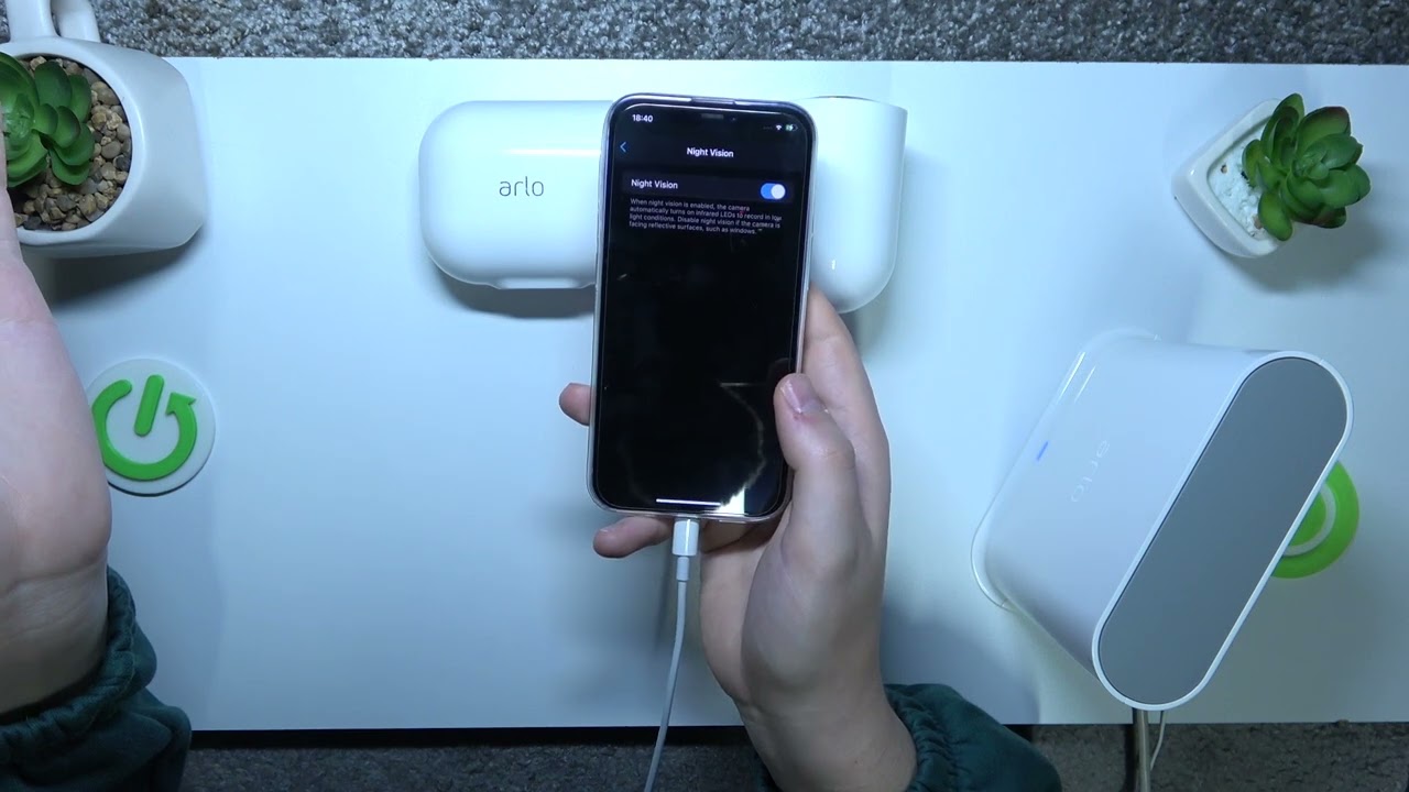 How to Turn On & Turn Off the Night Vision on ARLO Pro 3