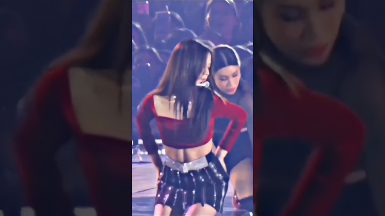 HER Abs IS GORGEOUS 👄🔥☠️ ‎