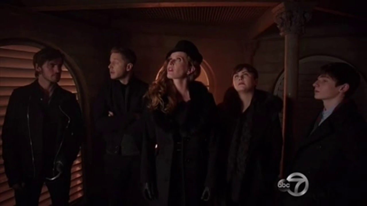 5x22 Emma & Hook #1