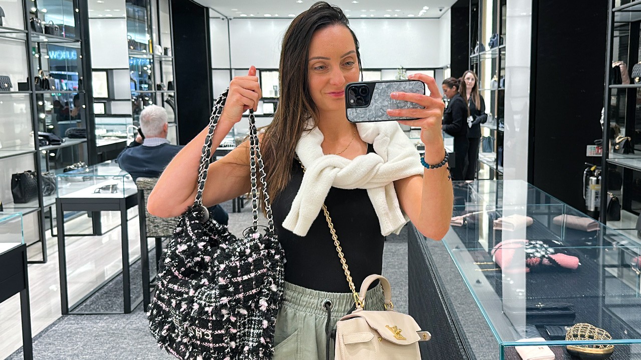 I Went To CHANEL HEAVEN At Heathrow Airport ✈️  Luxury Shopping Vlog