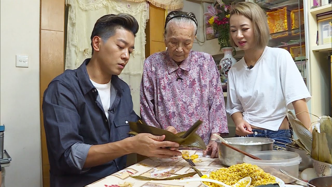 黎諾懿拜師90歲阿妹 學包鹹肉糭秘技