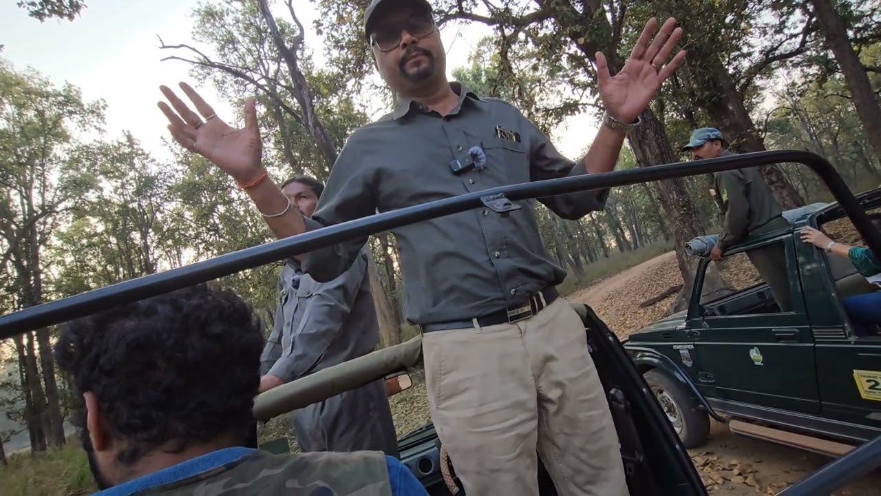 Safari At Kanha Tiger Reserve । कान्हा टाईगर रिजर्व जीप सफारी । Gypsy Safari In Kanha Tiger Reserve