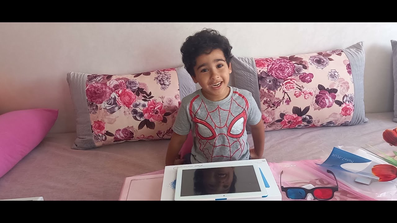 شوفو الهدية ديال سهيل من عند خالتو مينة