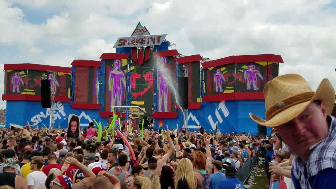 marshmello snake pit 2017