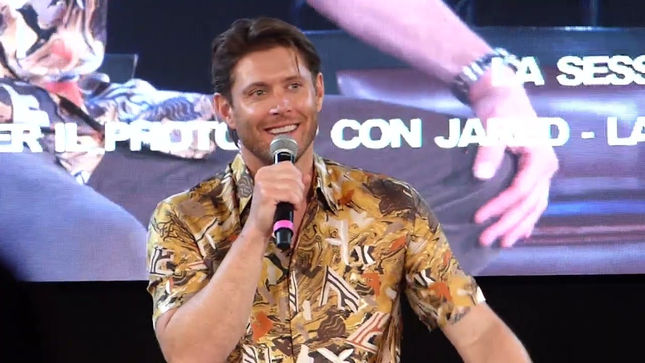 Jensen Ackles panel (part 1) - JIB11 (saturday)