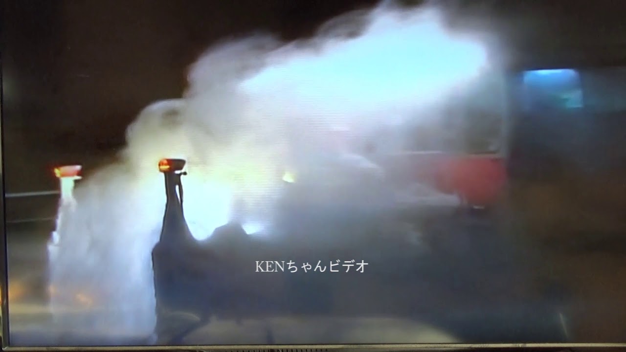 土樽駅　　雪の夜の重連貨物・ブルートレイン