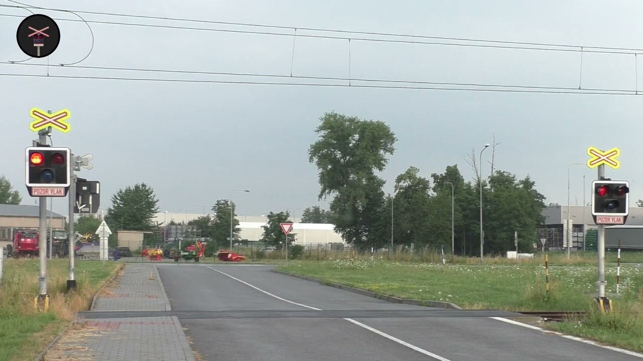 Železniční přejezd | Mošnov-Ostrava Airport - 17.7.2021