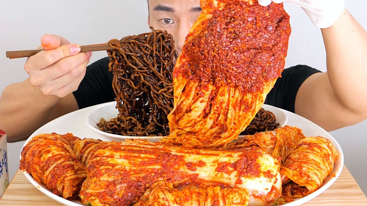 대전선화동 매운김치 + 짜파게티 + 계란후라이 리얼사운드 ASMR 먹방 social eating mukbang(eating show) spicy Kimchi