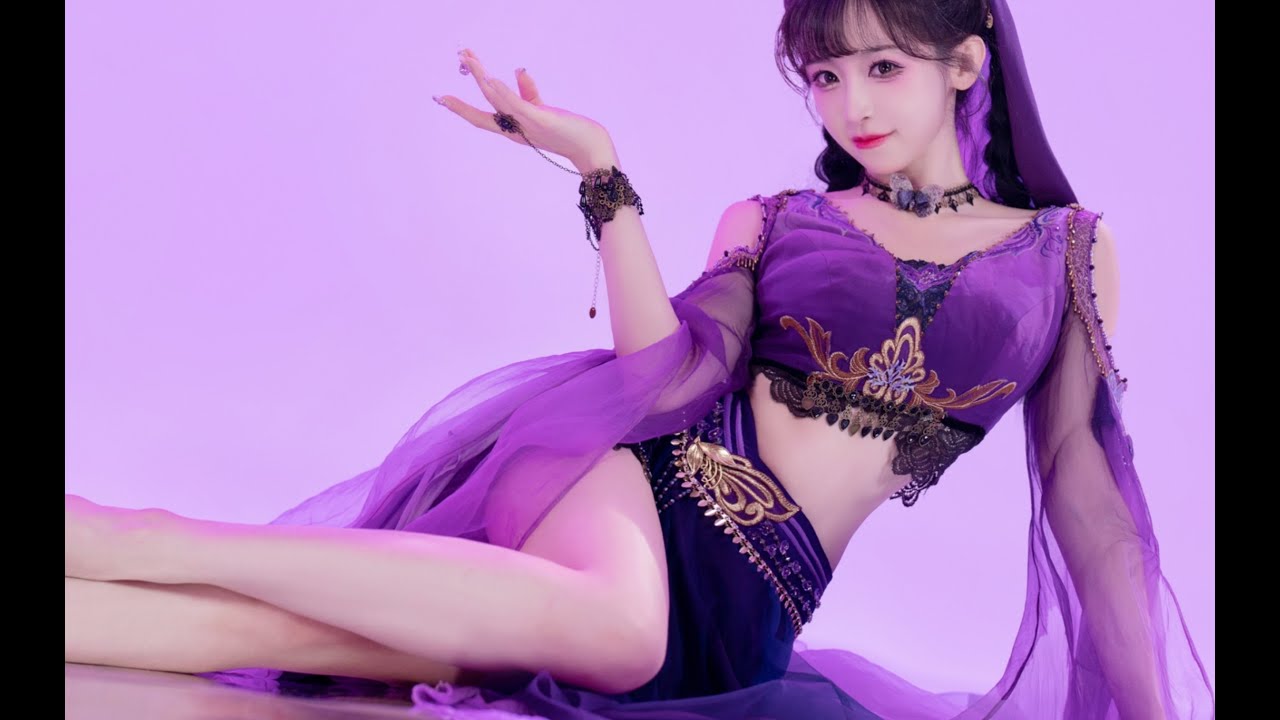 一面至纯至嫩，一面魅惑妖娆…拥有了这样的女人…谁还在意那点江山啊