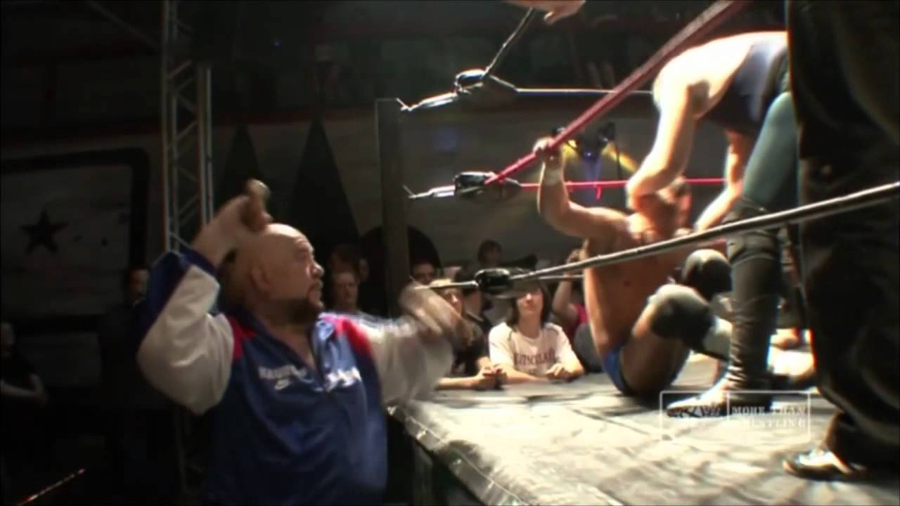 wXw: Karsten Beck (w/ Kauroff) vs. Marty Scurll 04.06.11