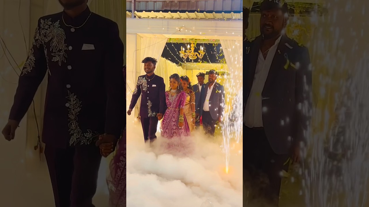మా Reception లో Entry chudandi 🥳 #happiness #vlogs #entry #couple #marriage #reception #folk
