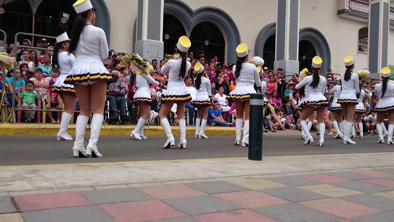 Desfile cívico 2018 #Santa_Ana.  Unidad Educativa Simón Bolívar