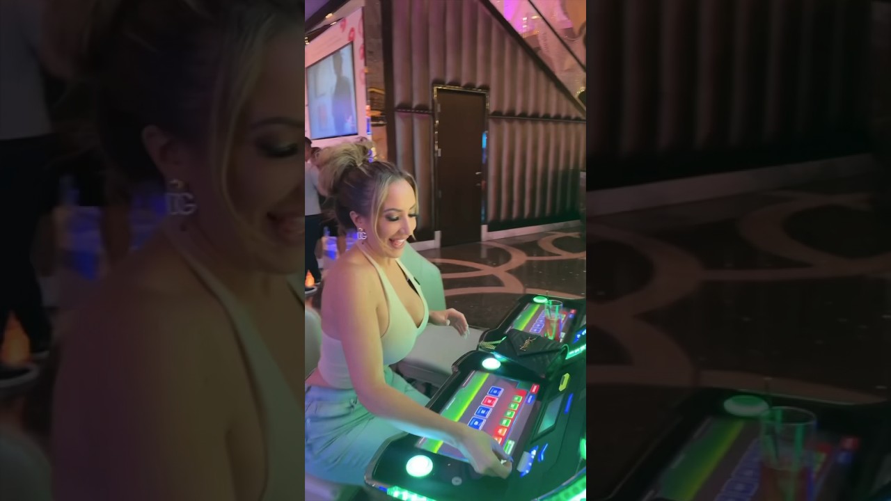 SHE STOLE MY MONEY! 