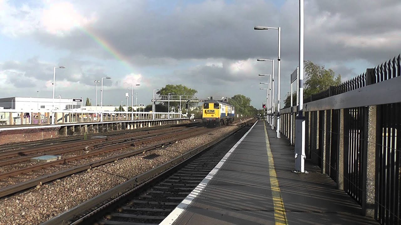 0O20 20142 & 20189 pass Paddock Wood working Tonbridge West Yard GBRf   Tonbridge West YardGBrf