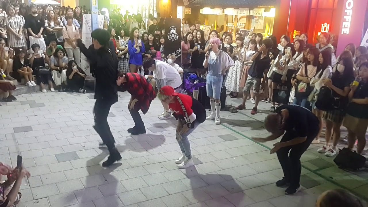 [MAXXAM] REDVELVET ☆빨간맛☆ 커버안무 홍대 댄스버스킹 20170822화 [Hongdae Kpop Street Dance]