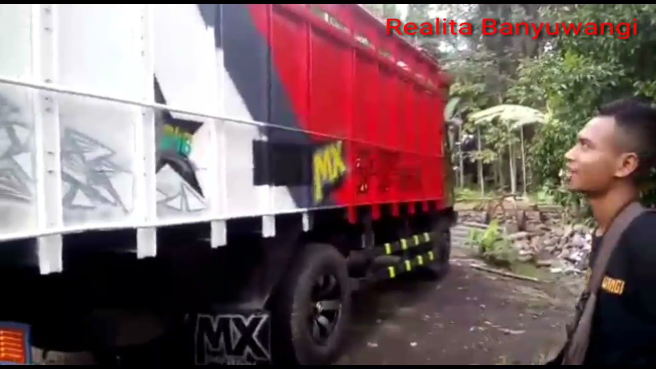 Review Mitsubishi Fuso Fighter 1996 milik MasBella