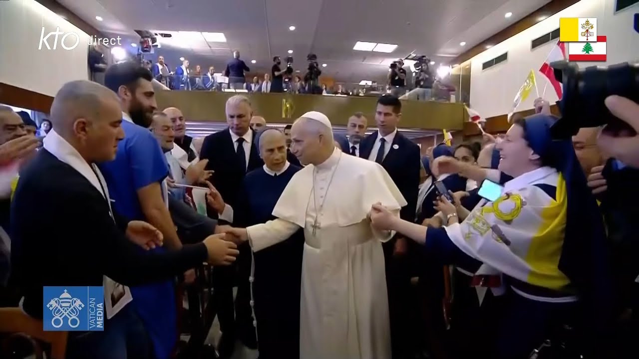 Visite du pape Léon XIV à l'hôpital de la Croix à Jal el Dib (Liban)
