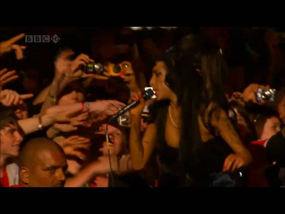 Amy Winehouse - Rehab [Glastonbury Festival 2008] Live HD