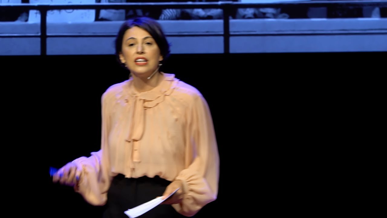 Quem pode escrever histórias? | Giovana Madalosso | TEDxPradoVelhoED