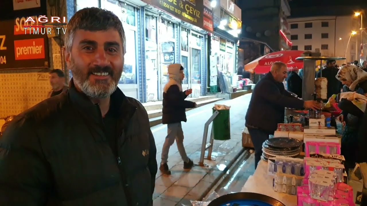 Ramazan Bayramı'na sayılı günler kala Ağrı’da bayram yoğunluğu yaşandı.