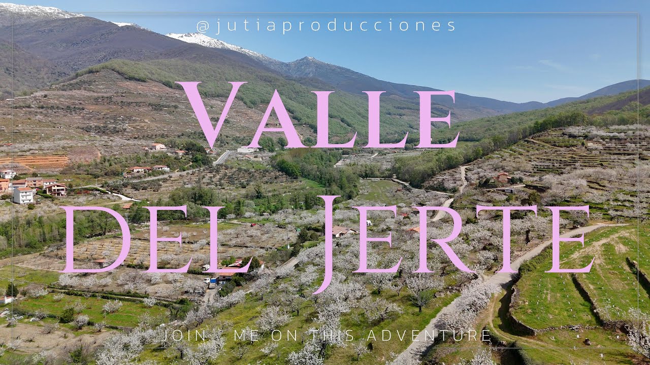 Cerezos en flor en el Valle del Jerte