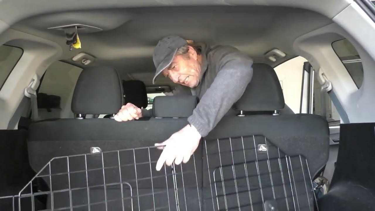VETOOS Dog Car Barrier Install Instruction