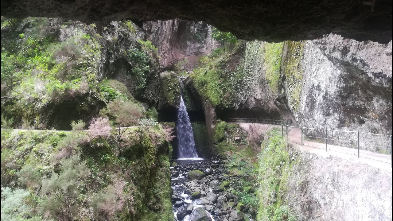 A beautiful circular walk, Levada Nova and Levada do Moinho, Lombada da Ponta do Sol, Madeira