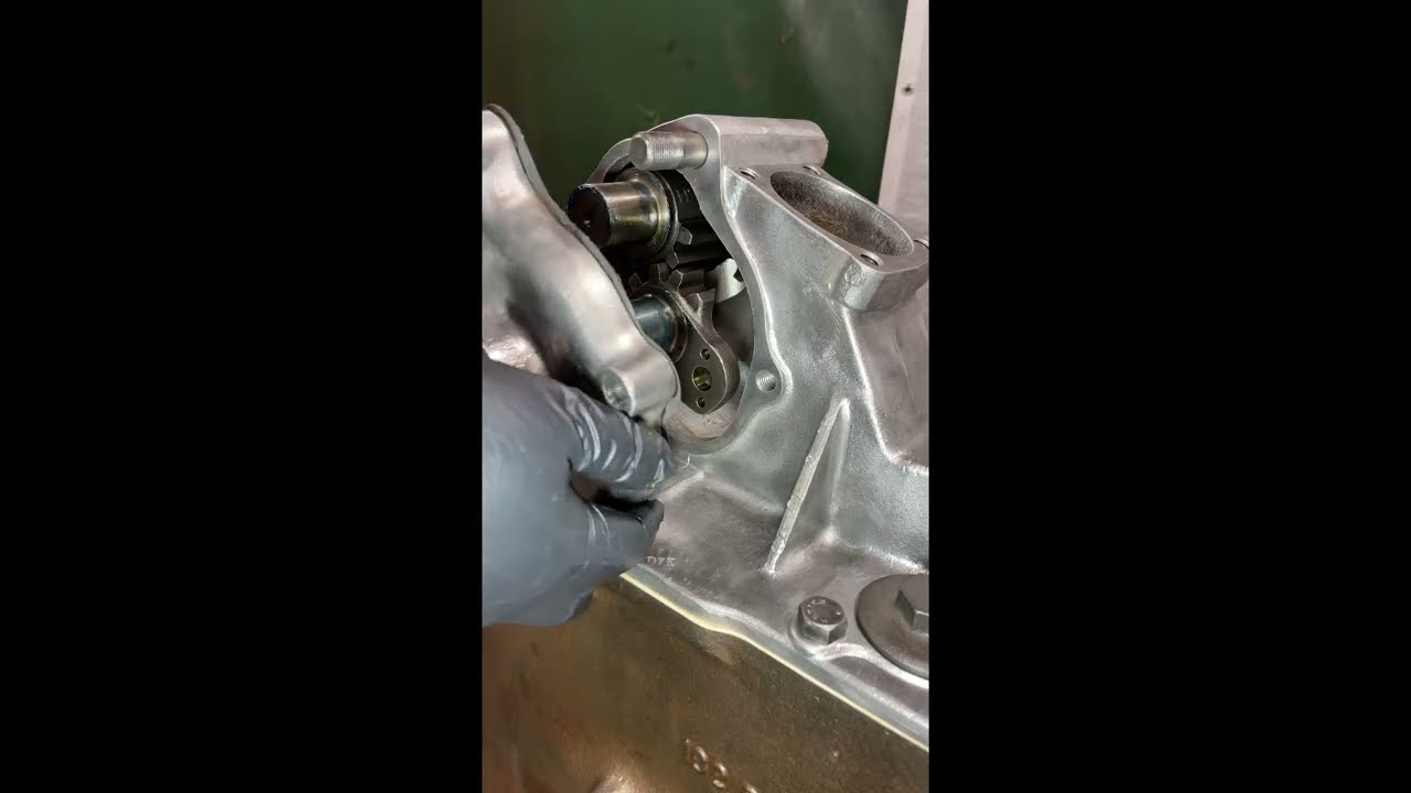 Part 6. MF 35 Rebuild. Steering box. 2 of 2.