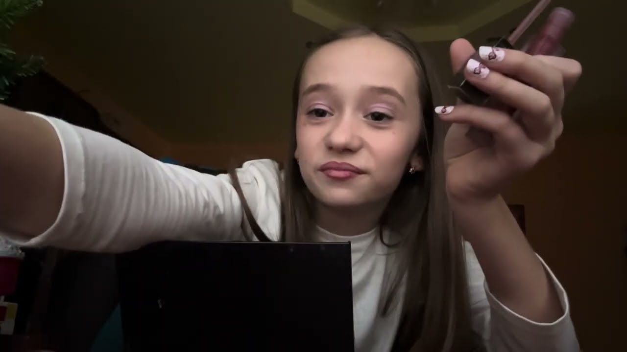 Mă machiez cu machiajele mamei mele🩷💄