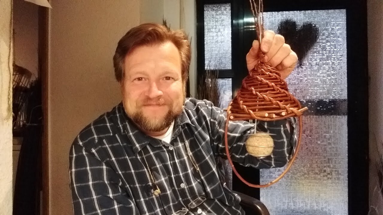 Meisenknödel Hütchen flechten mit Knödelhalter