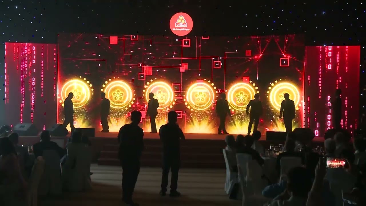 MÚA TƯƠNG TÁC LED - VISSAN