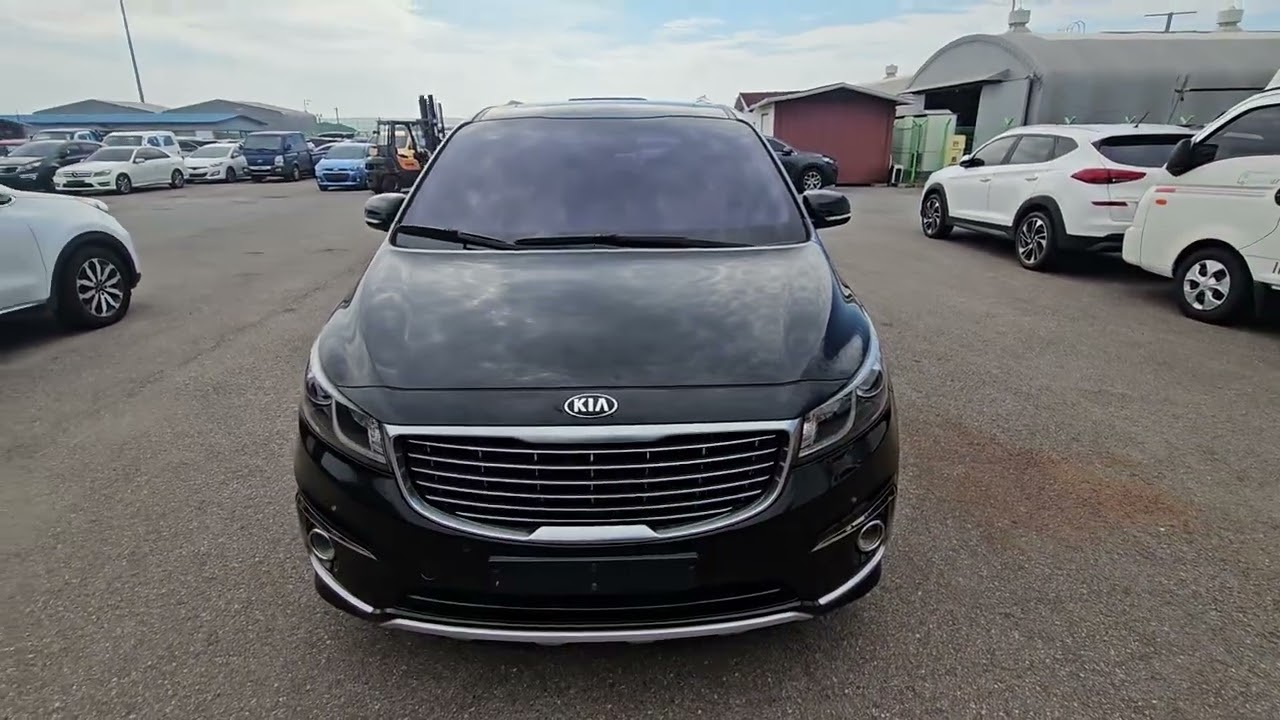 2016 Kia carnival Black Nobless